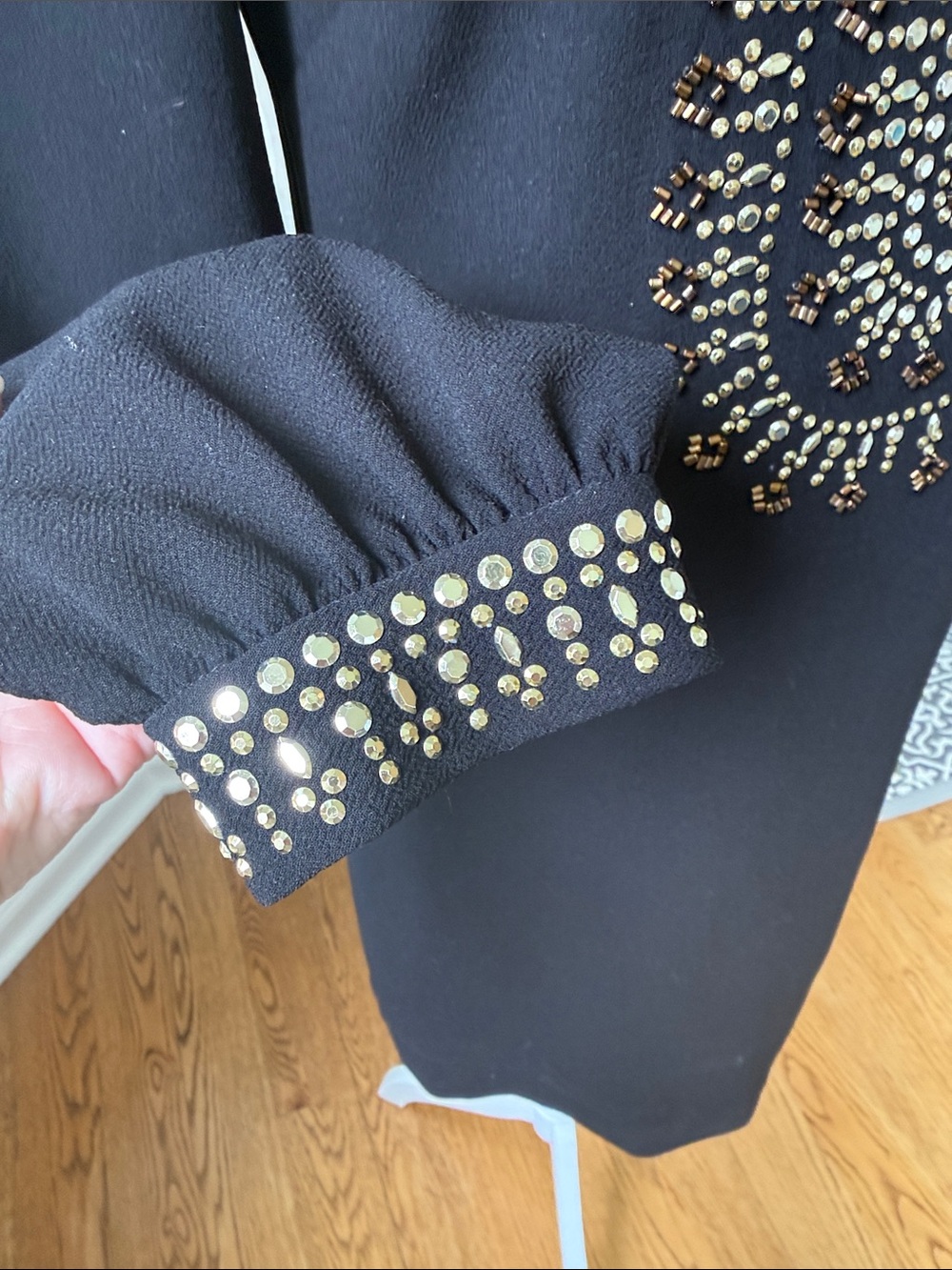 Trina Turk Womens Black Beaded Long Sleeve Shift Dress 0 Gold Detailing - Picture 4 of 13
